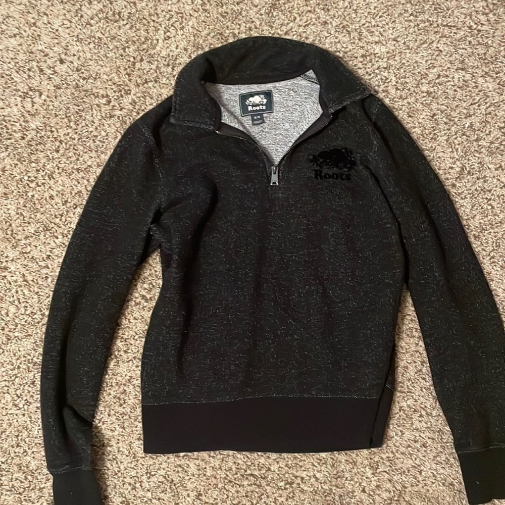 Roots sweater